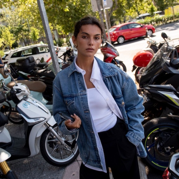 Levi's Blue Jean Jacket - Picture 2 of 9